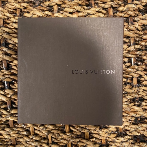 Louis Vuitton draw box - Picture 1 of 3